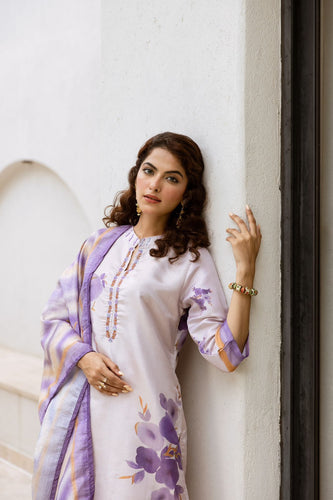 Why Kurti Sets Are Perfect Gifts for Every Woman